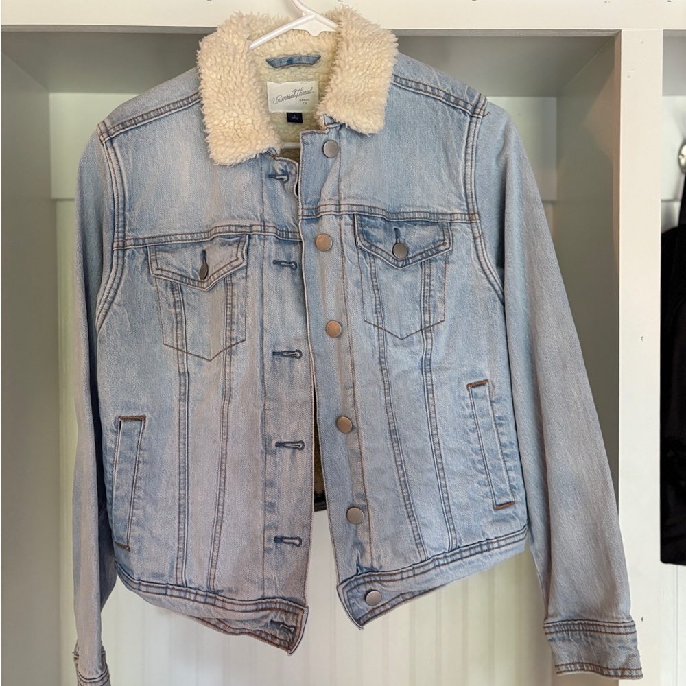 Universal Thread Light Blue Denim Jacket with Sherpa Collar